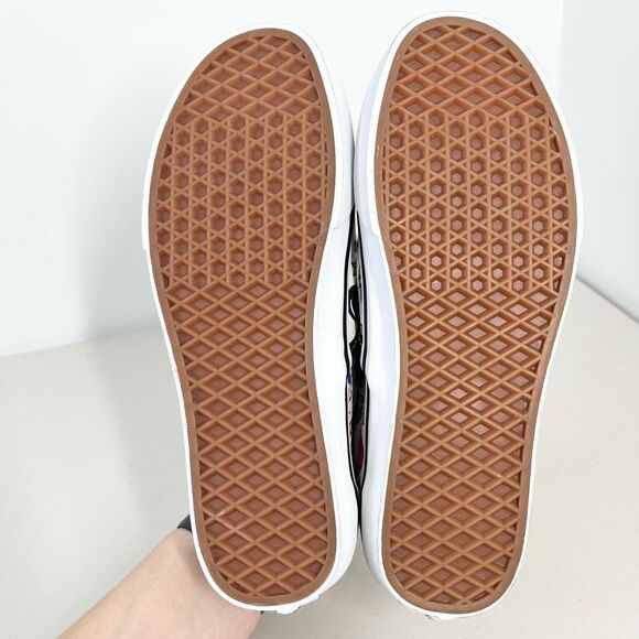 NWOT Vans Classic Slip On 8 Ball Eye Heart Cherry Dice Stars Unisex W/10 M/8.5 - Picture 7 of 8